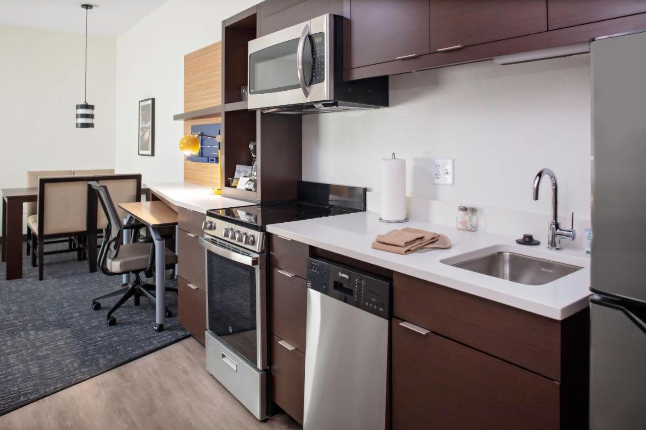 Towneplace Suites By Marriott Orlando Airport Exteriör bild